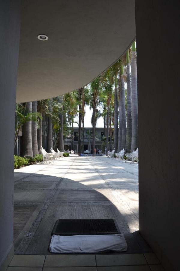 Hotel Suites Del Real Zapopan Exterior photo